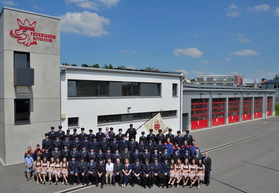 Gruppenfoto_FWE-150Jahre.jpeg